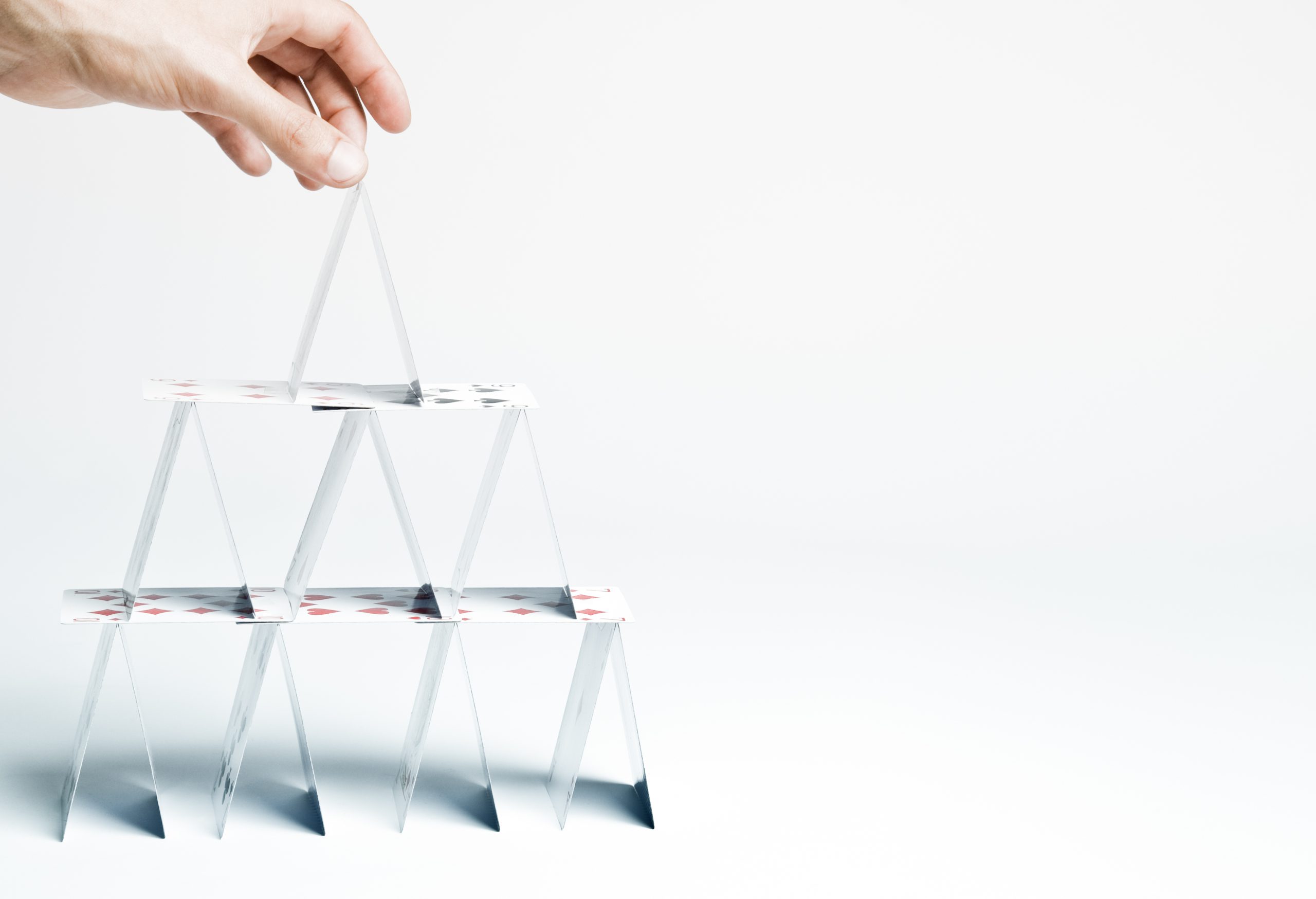 Afbeelding Op een scheef fundament kun je geen Huis bouwen